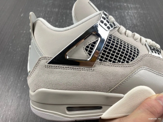 Rep Onekick 4 Frozen Air Moments Jordan AQ9129-001 0614